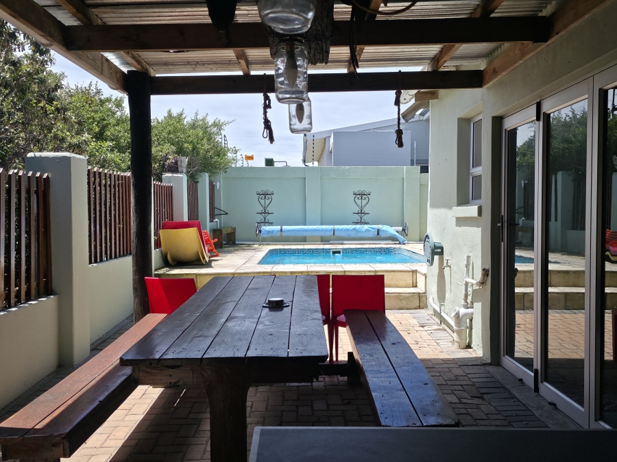 4 Bedroom Property for Sale in Aston Bay Eastern Cape